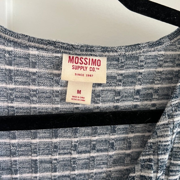 Winter wrap dress - Picture 4 of 5